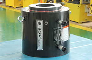 双作用中空柱塞液压千斤顶配套电动泵使用