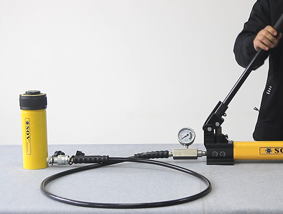 单作用千斤顶+手动泵操作视频